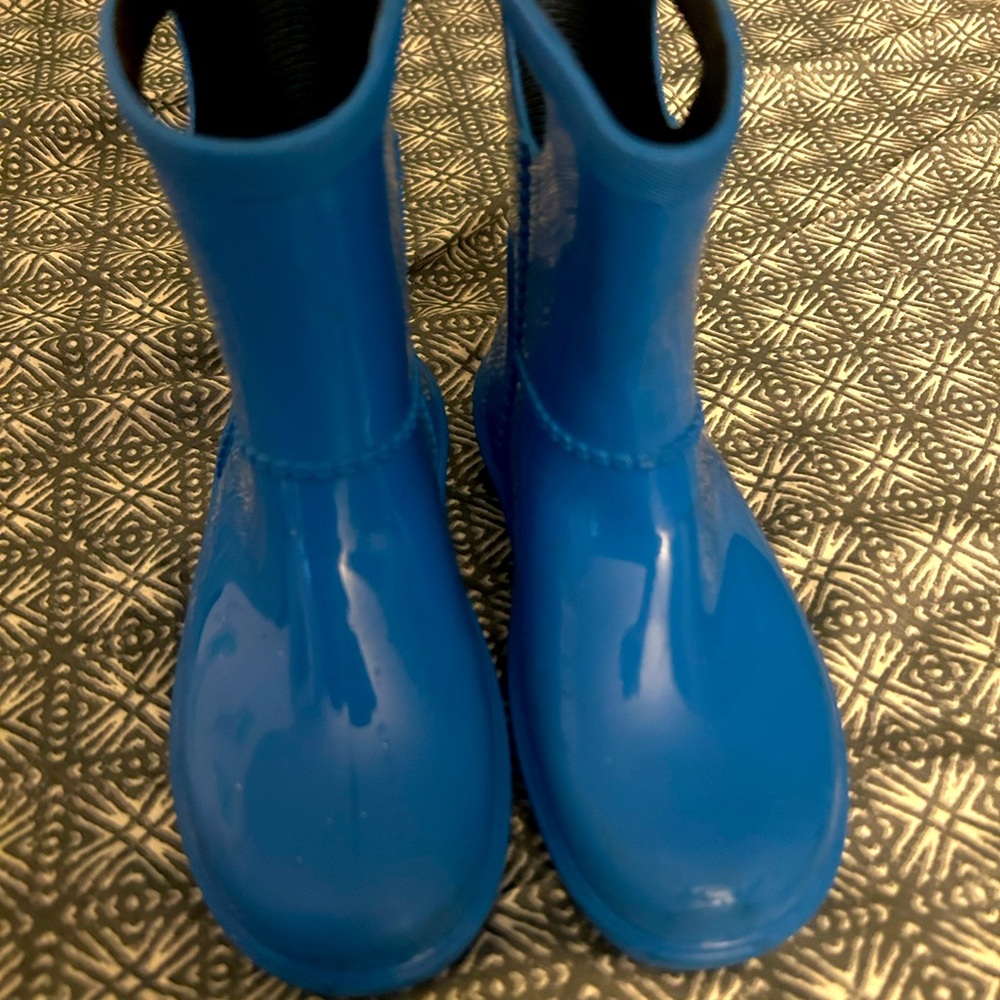 Ugg rain boots